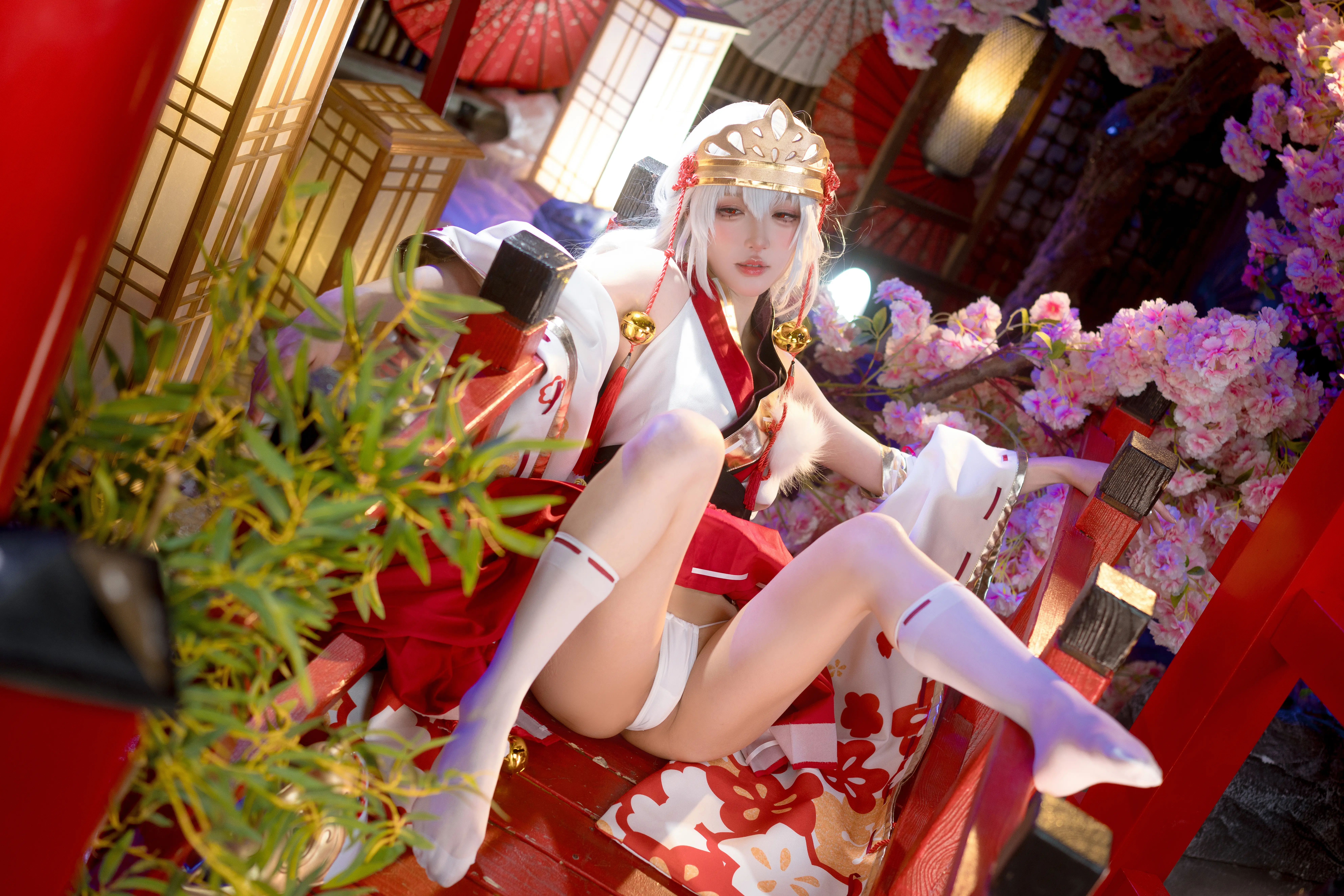 阿包也是兔娘 NO.085 巫女浴池 [58P1V-2.37G]-AQA.CC