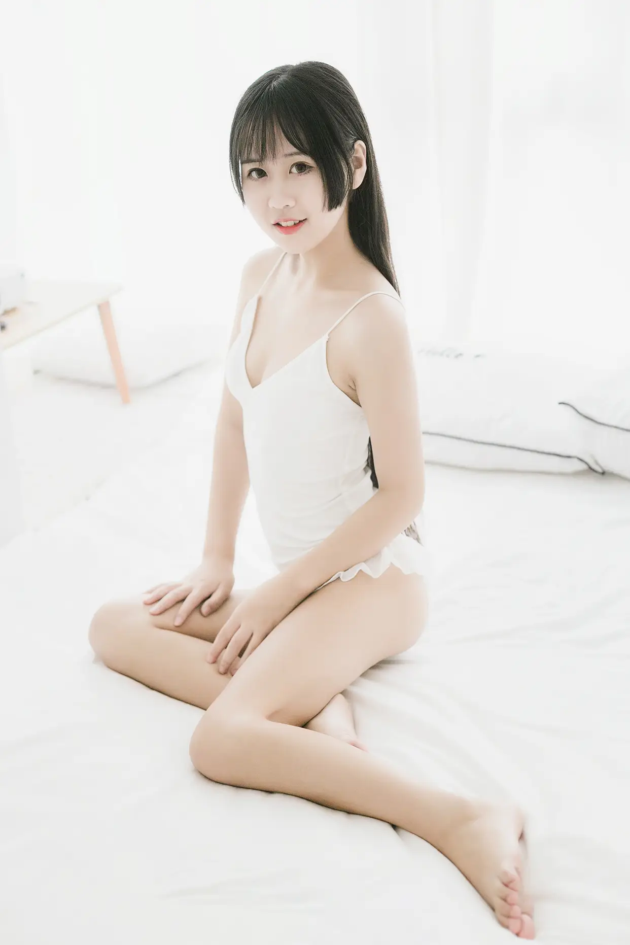 萌芽儿o0 – NO.010 小吊带 [34P-27MB]-AQA.CC