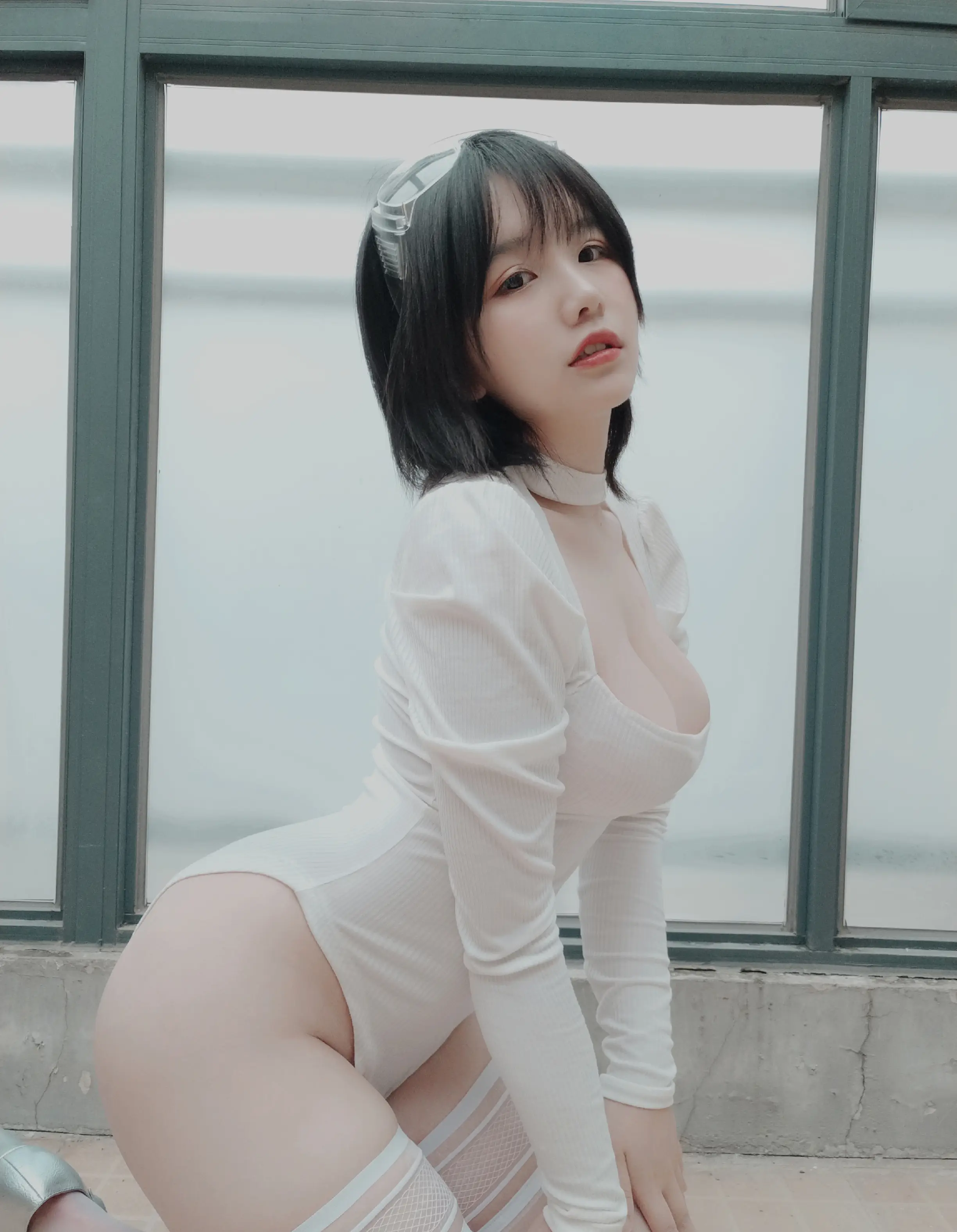 阿半今天很开心 NO.005 白色肉感 [9P-30MB]-AQA.CC